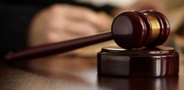 Может ли МФО подать в суд на должника?