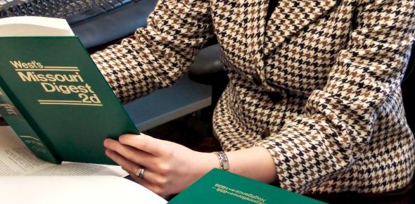 Банк подал в суд на поручителя: что делать