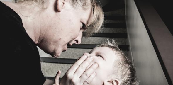 Ответственность за избиение несовершеннолетних