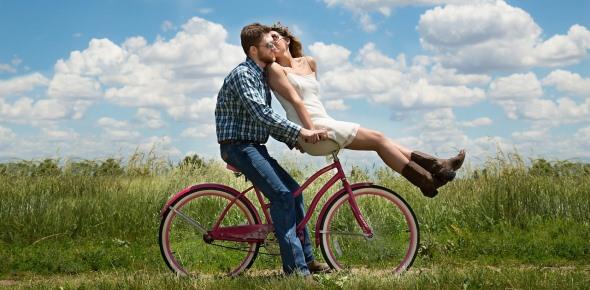 Сколько денег нужно для счастья в России?