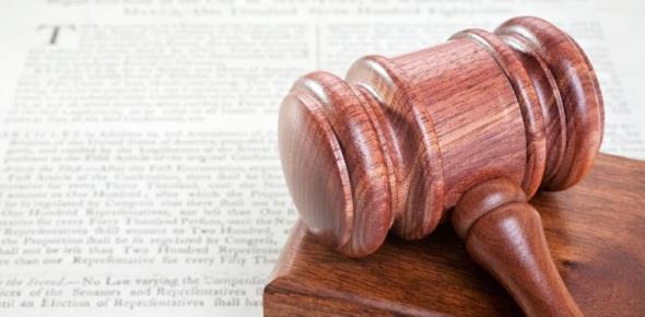 Может ли банк продать долг коллекторам? Что делать, если это случилось