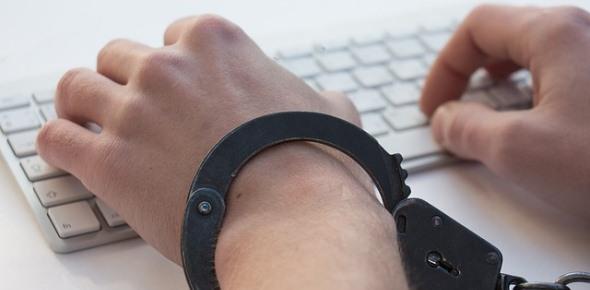 Какая предусмотрена ответственность за фальсификацию доказательств