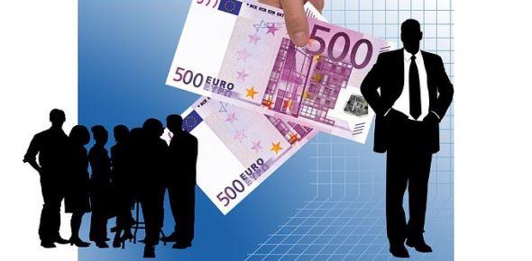 Как заработать деньги в интернете: топ-30 способов {0} года