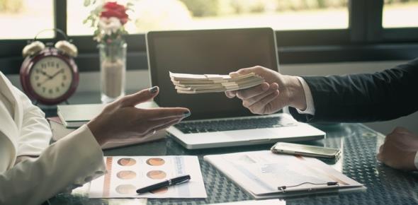 Как расторгнуть договор с юридической компанией и вернуть деньги